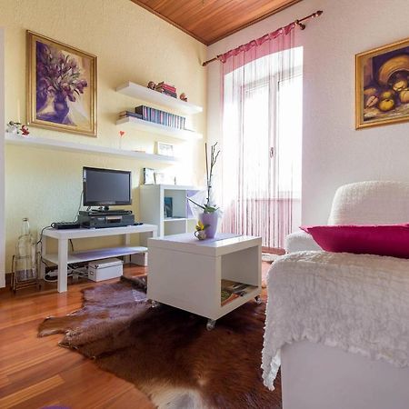 Kuca Za Odmor Lucy Apartman Póla Kültér fotó